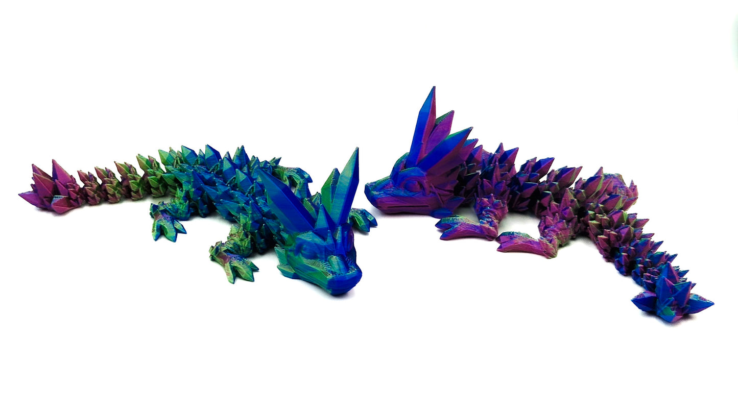 Crystal Draak met chameleonachtige kleurveranderingen. En het kristalthema geeft ze een magische uitstraling. Bestel nu online!